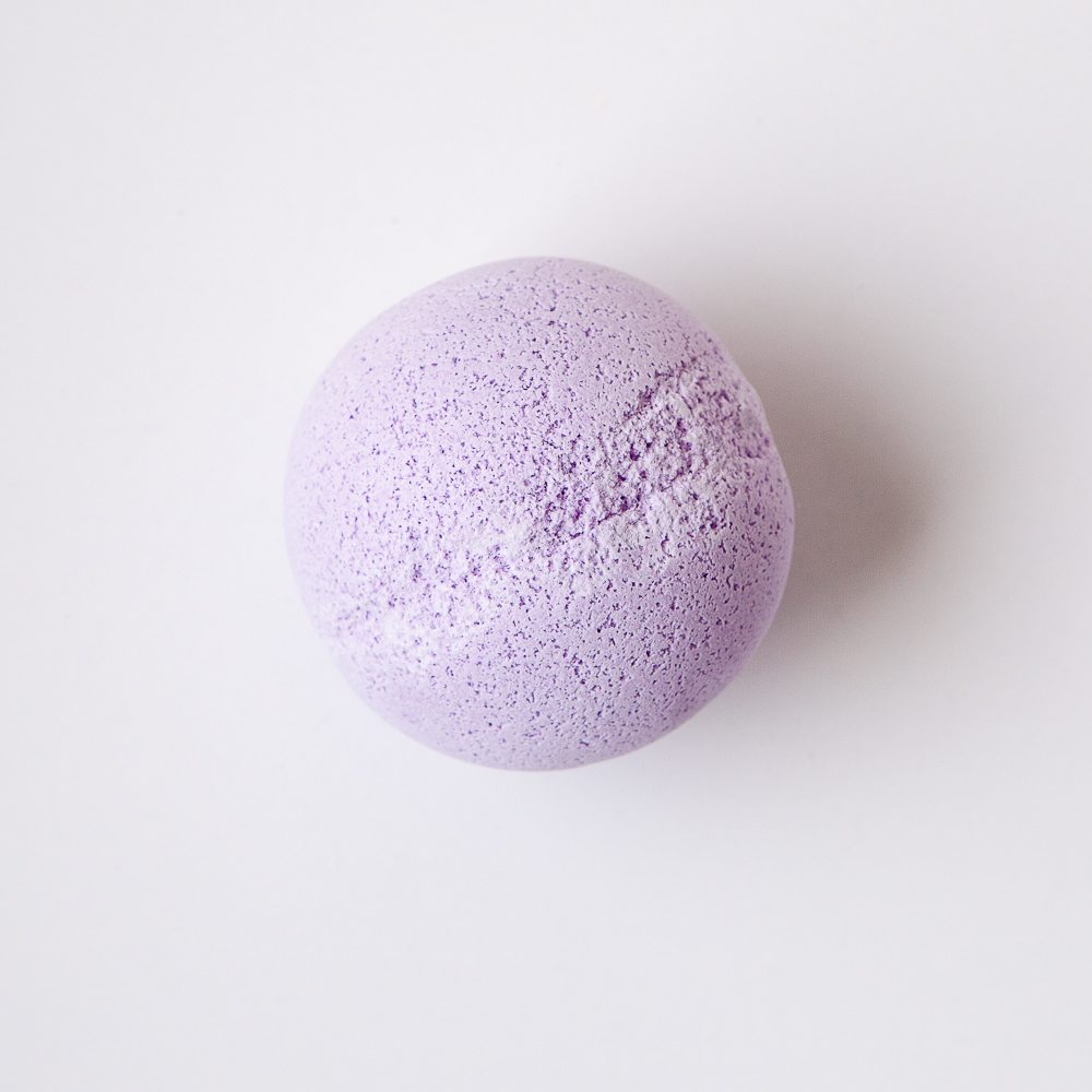Bramble Berry 8 oz Sphere Clamshell Mold - 100 molds