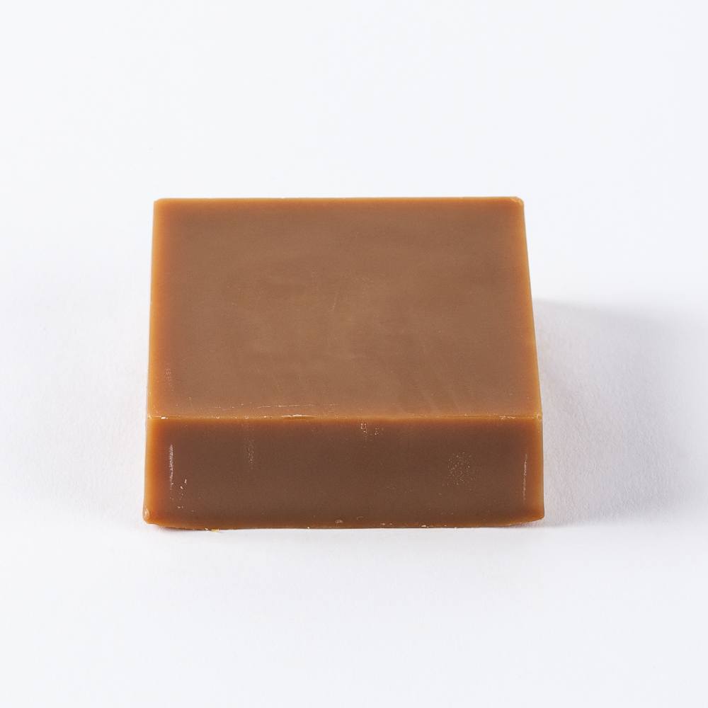 Bramble Berry Cedar And Saffron Fragrance Oil