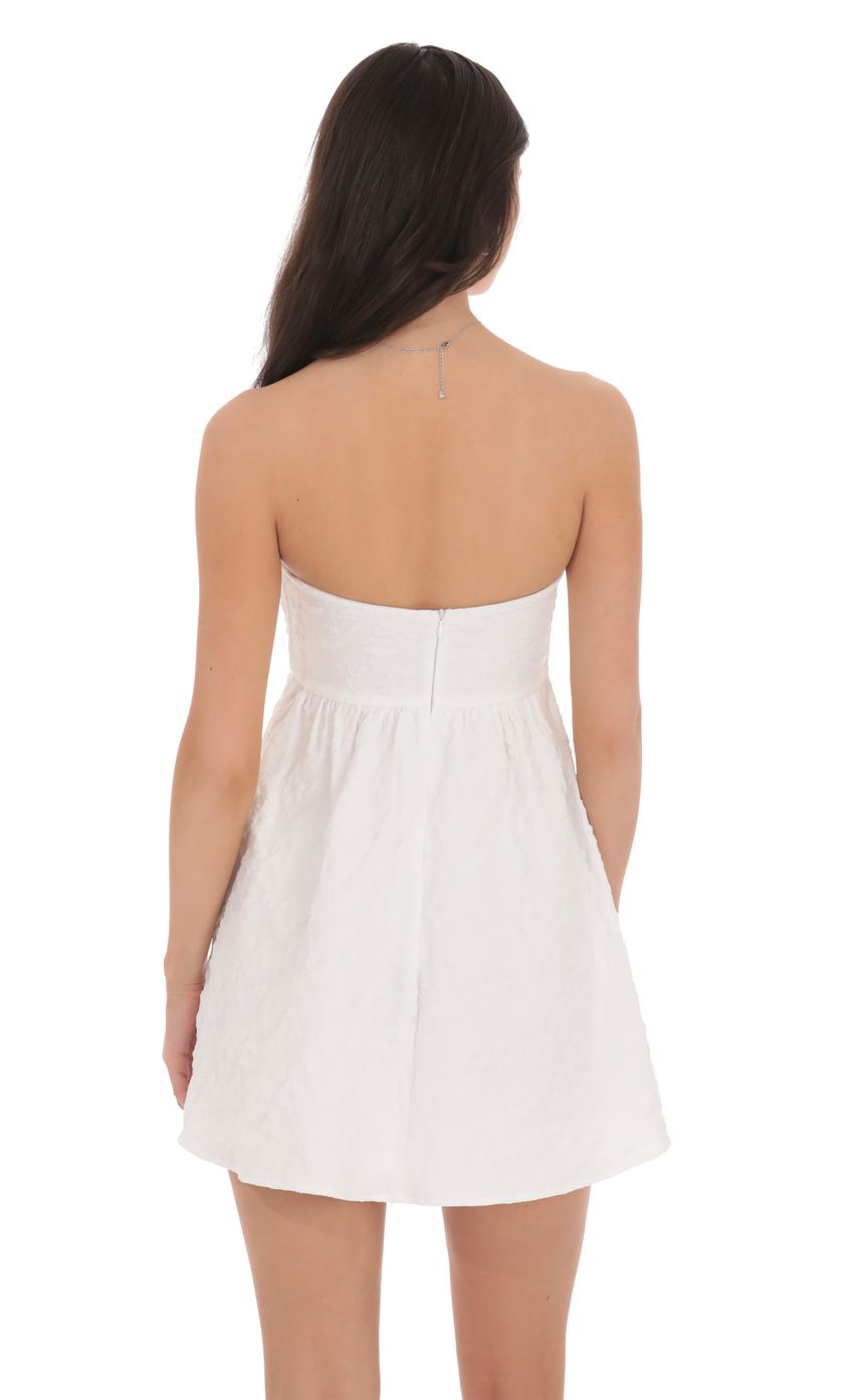 Lucy In The Sky Textured Floral Babydoll Dress in White