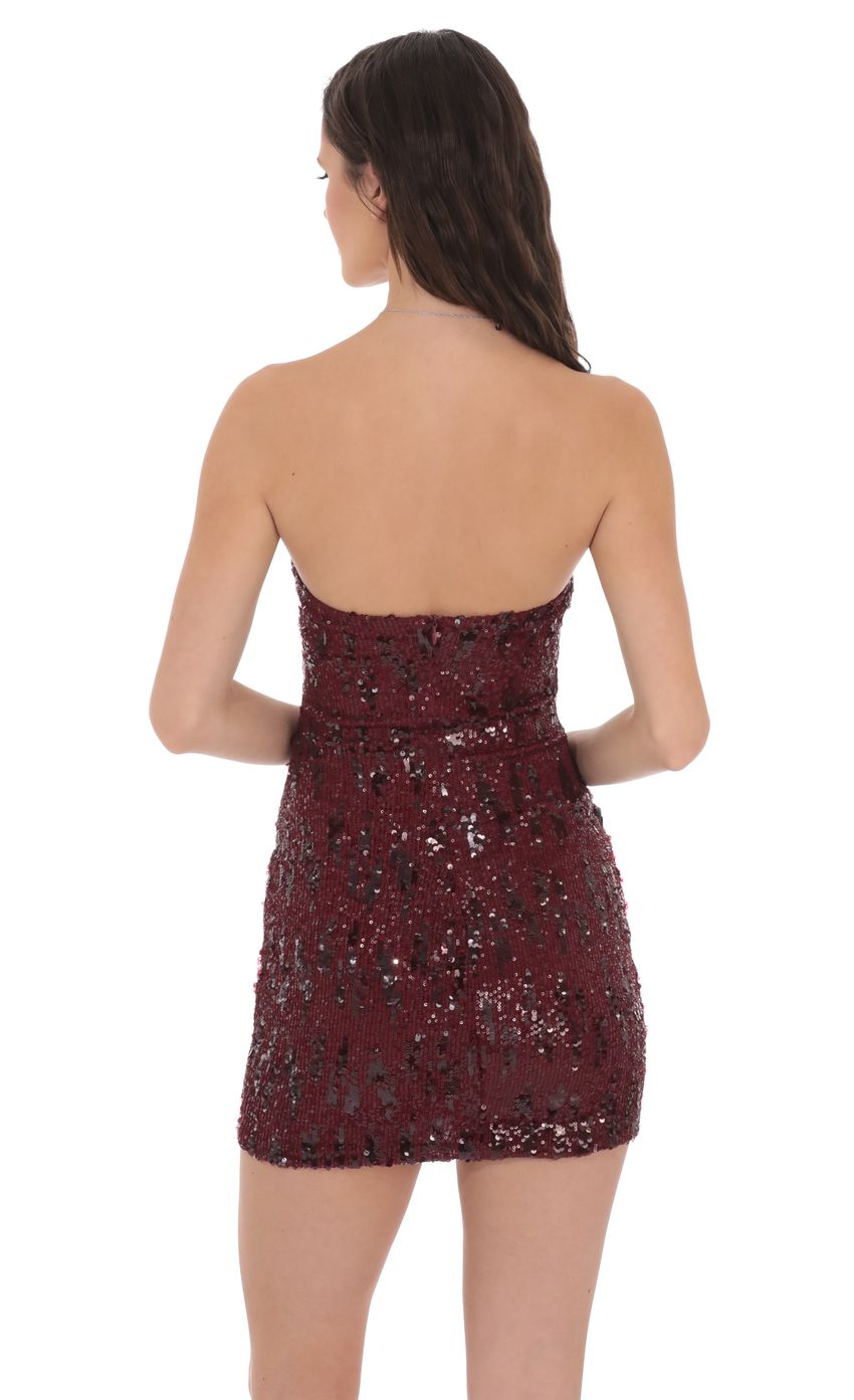 Lucy In The Sky Two-Toned Sequin Bodycon Dress in Burgundy
