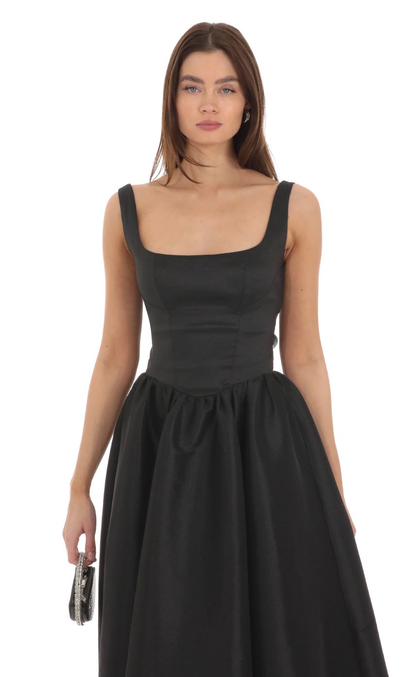 Lucy In The Sky Back Bow Gown in Black