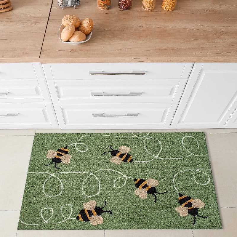 Wind and Weather Busy Bees Indoor/Outdoor Rug