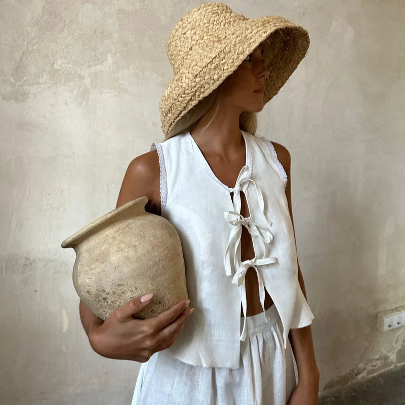 Mermaid Way Fiorello Sleeveless Lace Trim Top