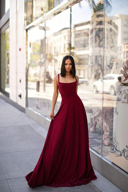 Alamour The Label Makena Shimmering Gown - Burgundy